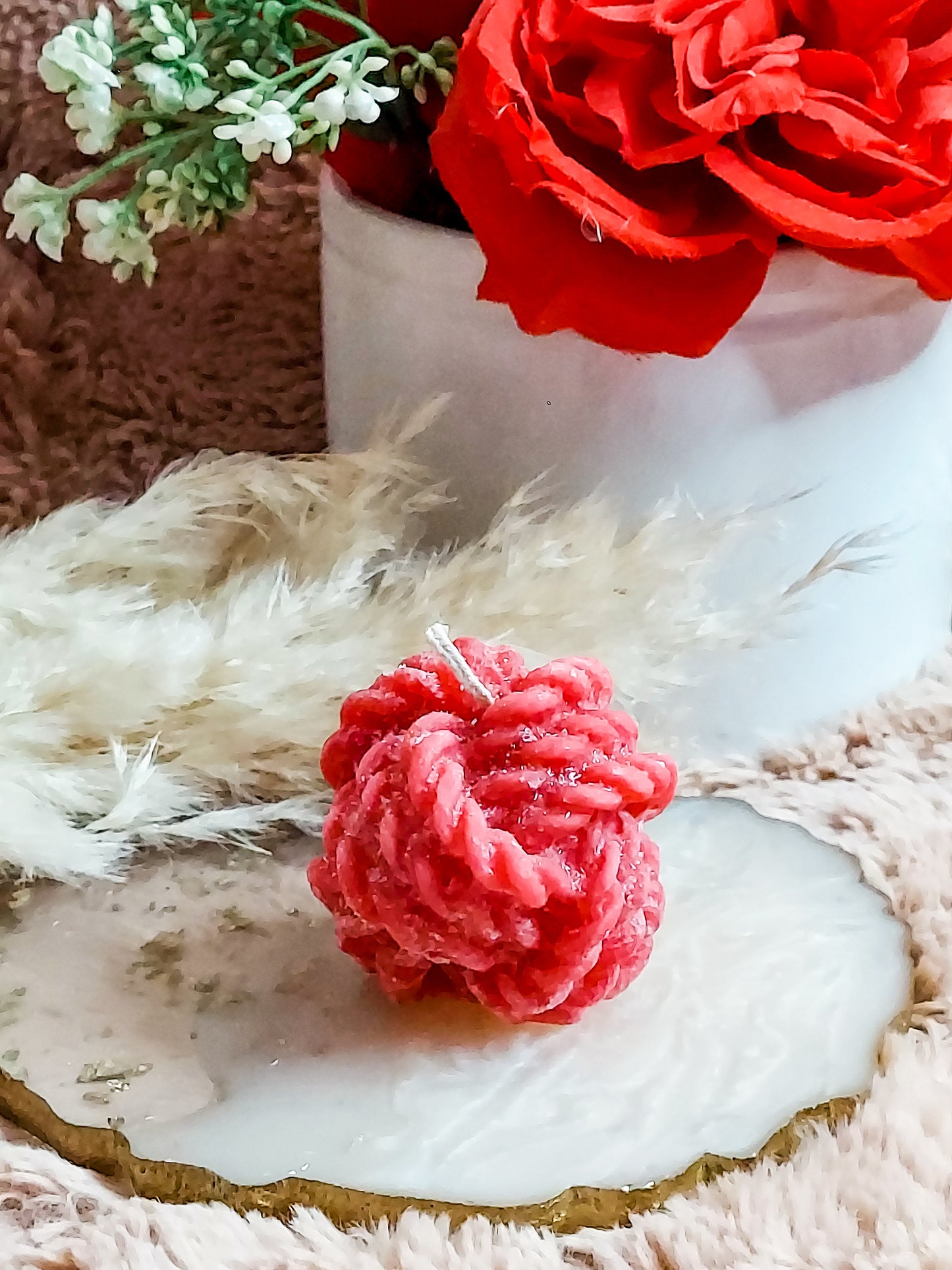 You are a Gift Luxury Sculpted Candle